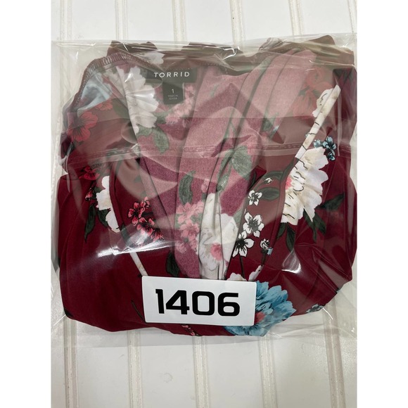 Torrid Stretch Knit Jersey Floral Crossover top Size 1 - Picture 9 of 9